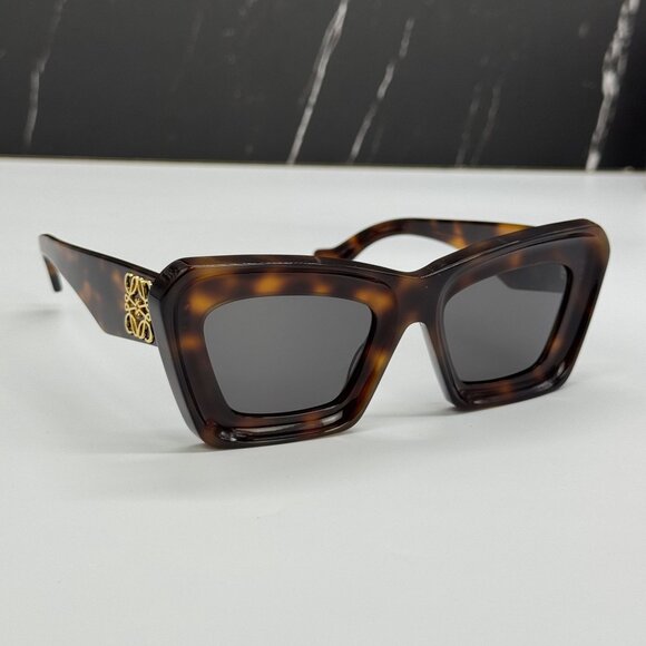 NEW LOEWE LW40145I 52A WOMEN SUNGLASSES HAVANA CAT EYE LOEWE EYEWEAR - Picture 3 of 11